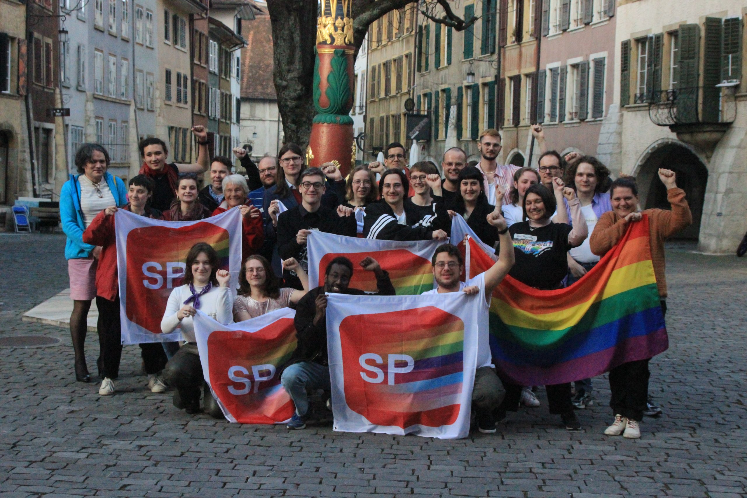 Der queere Arm der SP Schweiz ruft zum Streik auf und verabschiedet feministisches Manifest