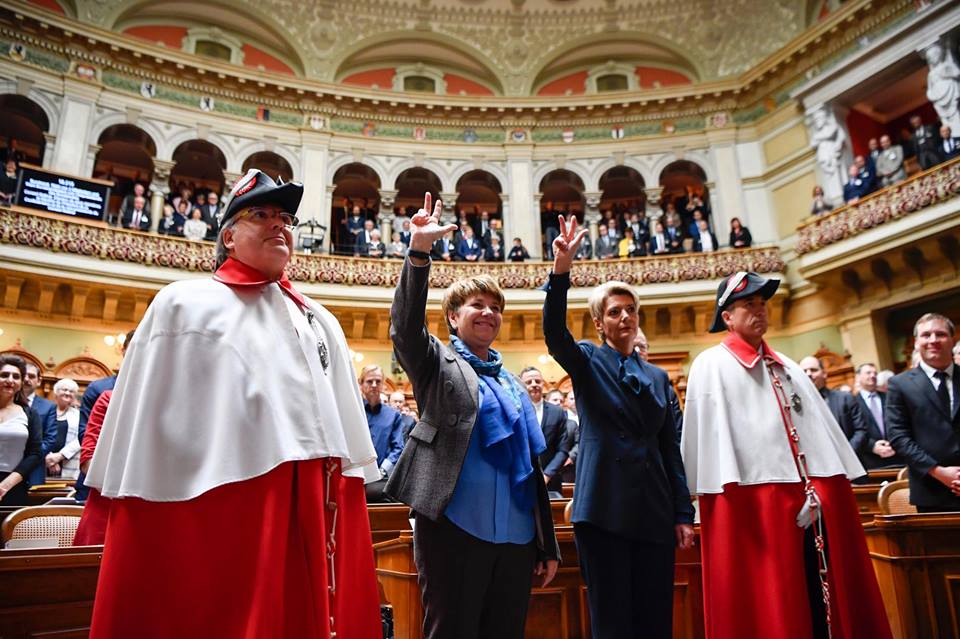 Die SP Frauen* begrüssen die Wahl von zwei Bundesrätinnen