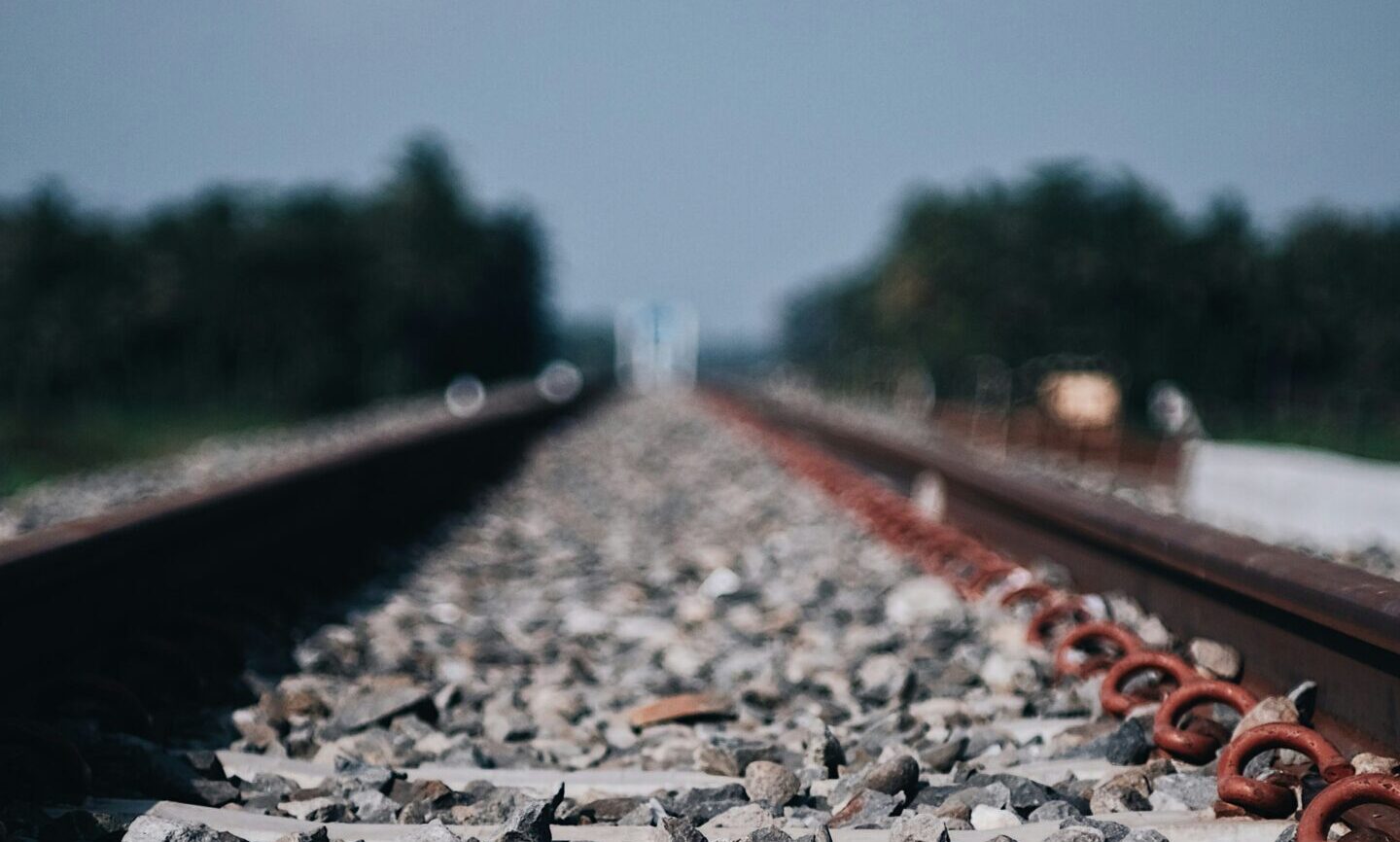 Promuovere il trasferimento dalla strada alla ferrovia andrà a vantaggio di tutta la popolazione