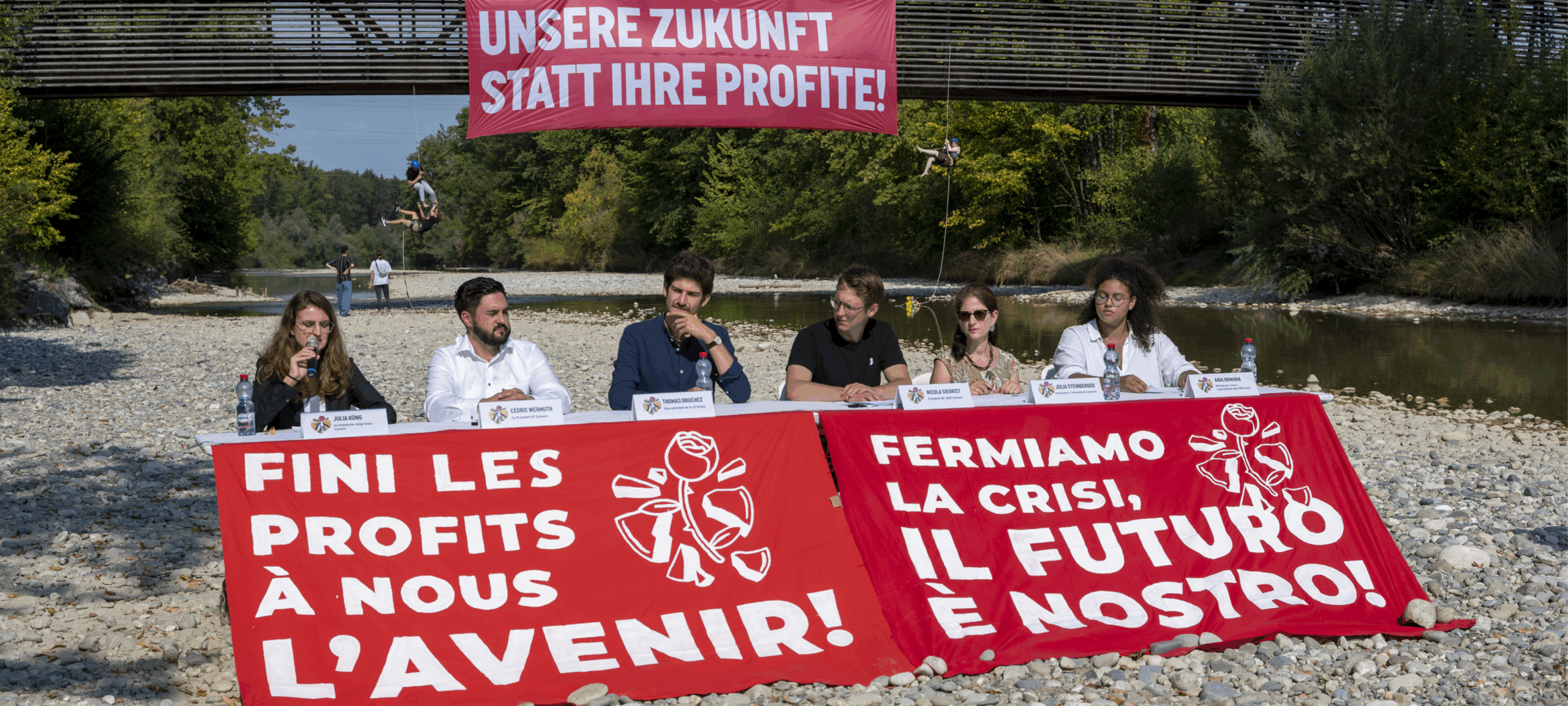 Der Auftakt: Präsentation der «Initiative für eine Zukunft» an der fast ausgetrockneten Emme (2022).